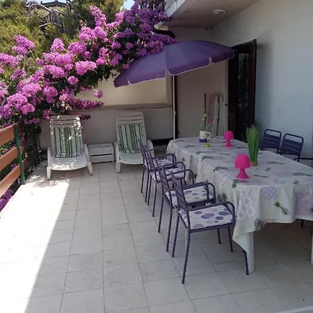 Daire Fjaba - By The Sea - With The Big Terraces & Great Sea View Trogir