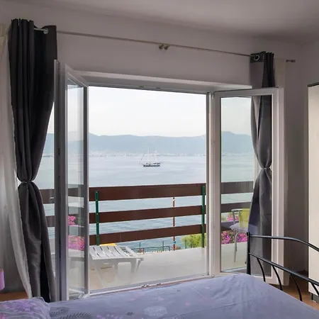 Daire Fjaba - By The Sea - With The Big Terraces & Great Sea View *