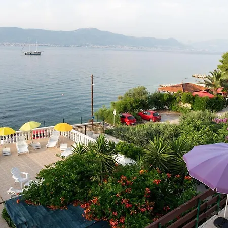 Apartment Fjaba - By The Sea - With The Big Terraces & Great Sea View Trogir