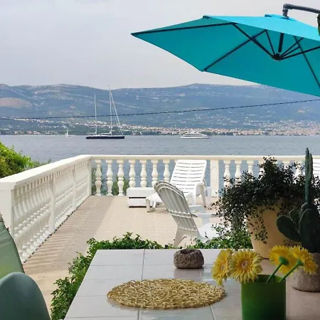 Apartment Fjaba - By The Sea - With The Big Terraces & Great Sea View *