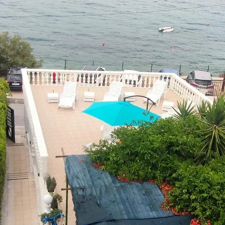 Fjaba - By The Sea - With The Big Terraces & Great Sea View Daire Trogir